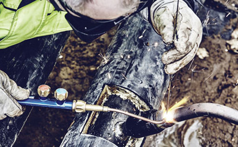 Svejsning af fjernvarmerør