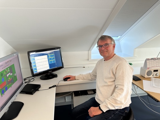 Poul på kontoret på Skagen Renseanlæg